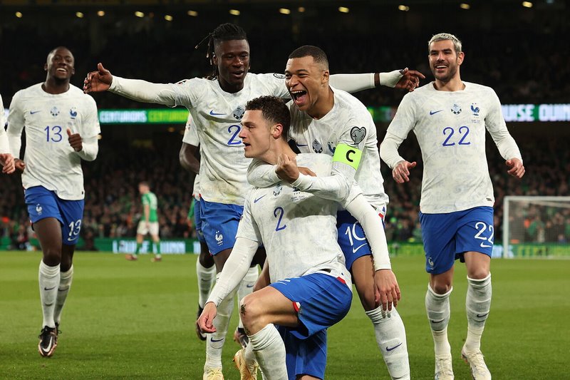 Á quân World Cup 2022 Pháp thể hiện đẳng cấp tại châu Âu